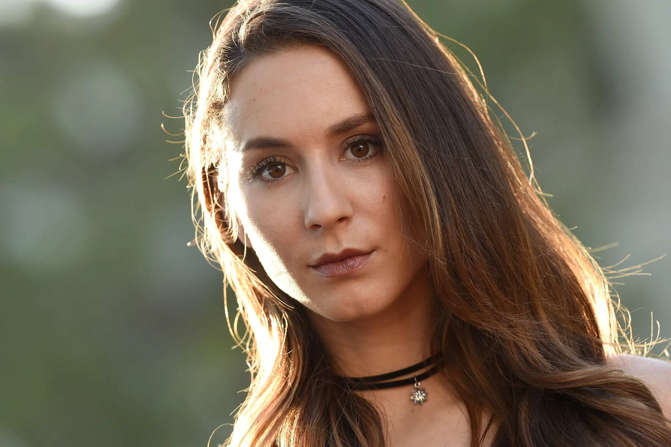 	Troian Bellisario	